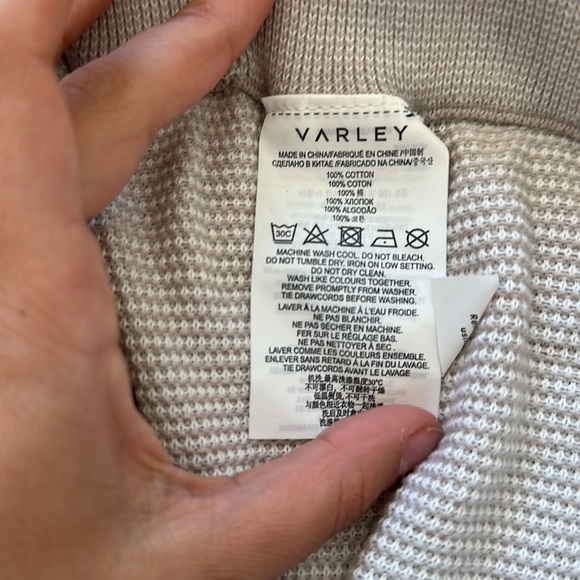 Varley | Sweater & Jogger Set - Picture 8 of 8